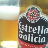 Cervezas mini ESTRELLA GALICIA ESPECIAL pack 6 botellas x 20 cl. - Alcampo
