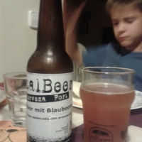 Fort Weizenbier mit Blaubeeren